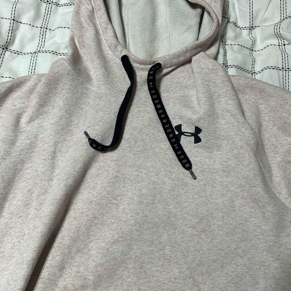 Oversized Under Armour Hoodie